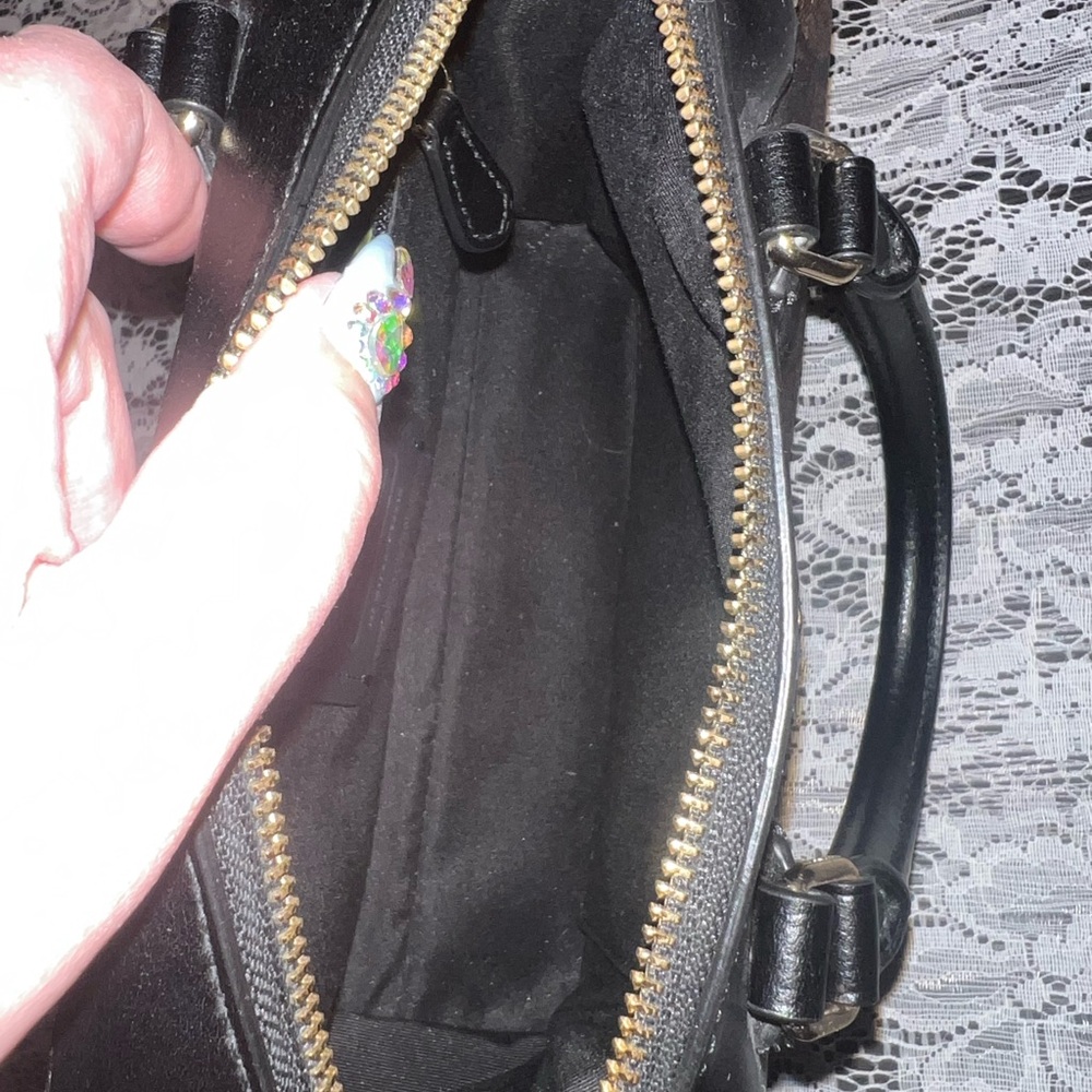 Authentic Coach Dark Brown Handbag with “C” Monogram 👜 - Picture 6 of 7